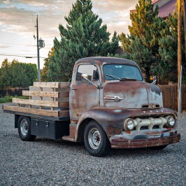 '52 FORD COE