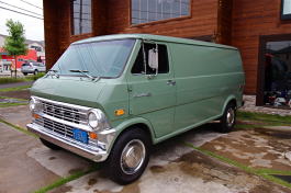 '72 Ford EconoVan